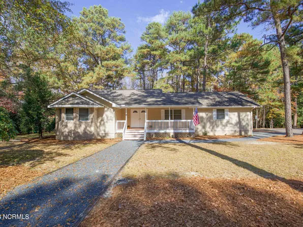 820 Quail Court, Vass, NC 28394