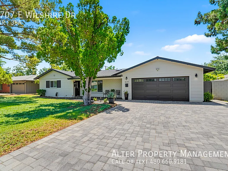4707 E Wilshire Dr — Photo 2