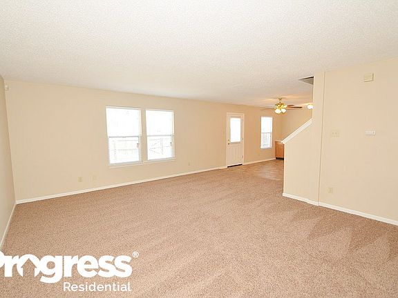 4th image of 120 Winterwood Dr