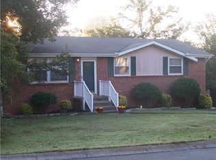 2824 Galesburg Dr, Nashville, TN 37217