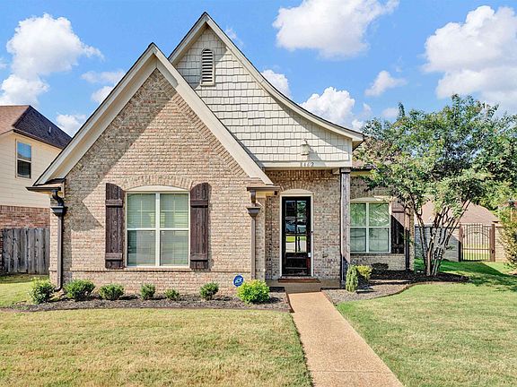 2nd image of 8462 Woodland Rose Cir N