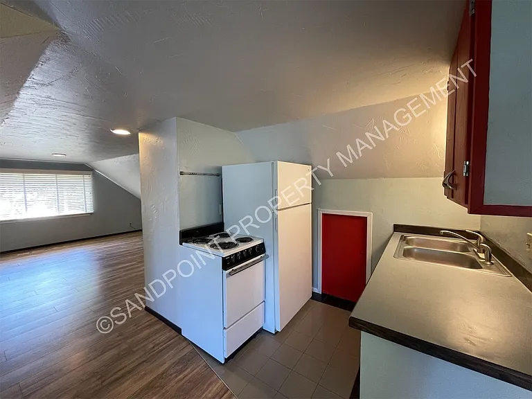 1021 N Florence Ave #A — Photo 11