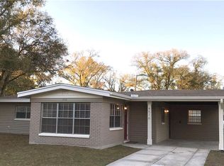 4516 Dolphin Dr, Tampa, FL 33617