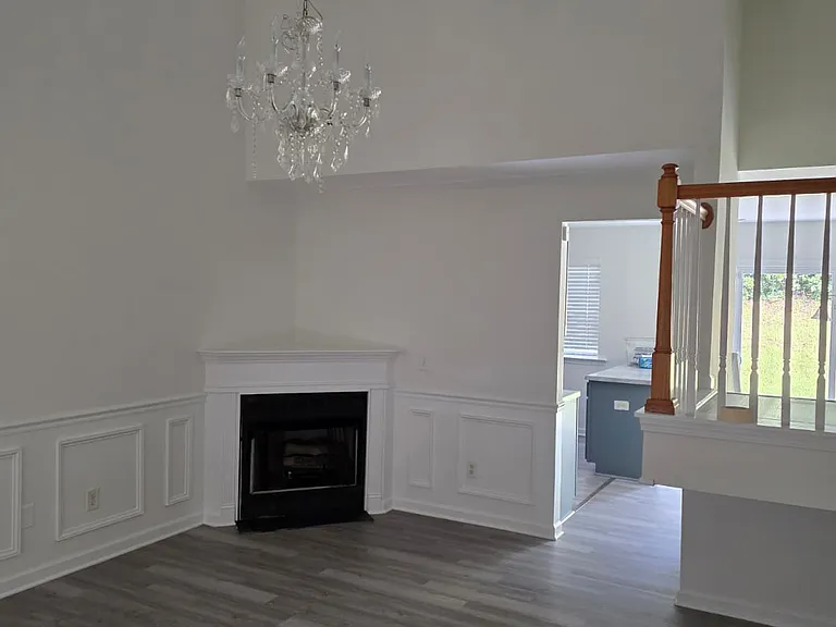 7925 Averette Hill Dr — Photo 13