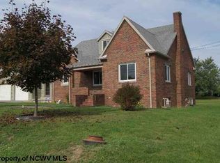 11 Sheldon Ave, Fairchance, PA 15436