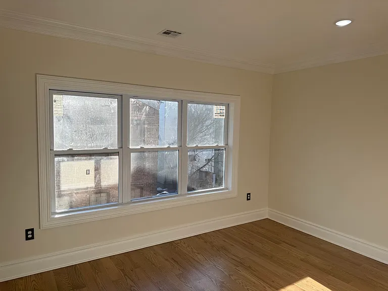 436 S 11th St #1 — Photo 6