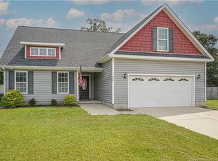 402 Carolina Oaks Cir, Linden, NC 28356