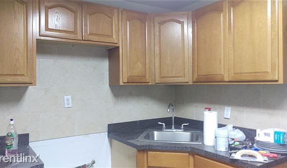 2nd image of 309 Roebling St #3419733