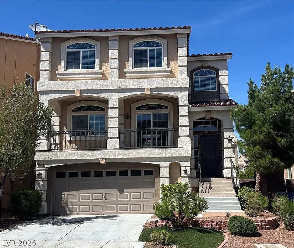 5 bed, 4.0 bath, 2960 sqft, $2,800 — Photo 1