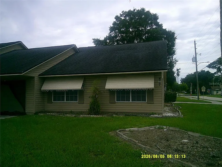 437 Columbia Ave — Photo 2