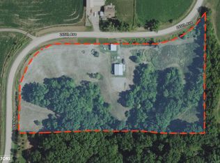 1881 265th Ave, Fort Madison, IA 52627