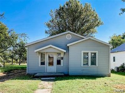 1438 N Water St, Cape Girardeau, MO, 63701