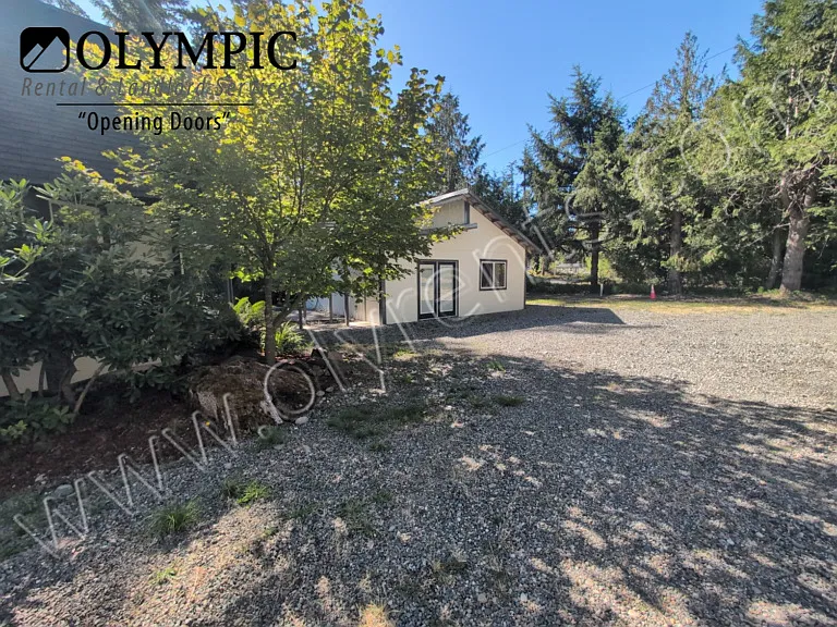 1500 lake park47_08032026