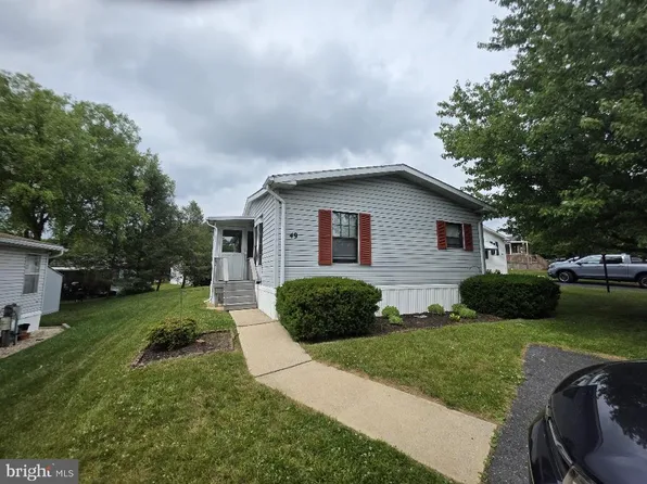 49 Meadow Run Pl, Harrisburg, PA 17112