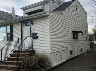 176 Elmhurst Ave #2, Iselin, NJ 08830