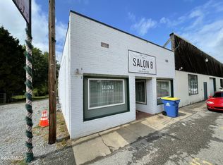 6708 Morganton Rd, Greenback, TN 37742