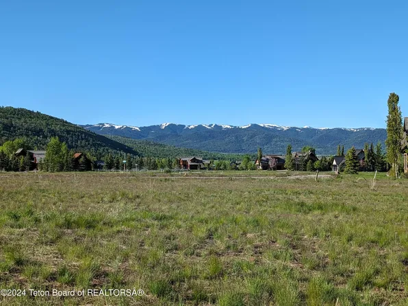 6112 Egret Cir, Victor, ID 83455