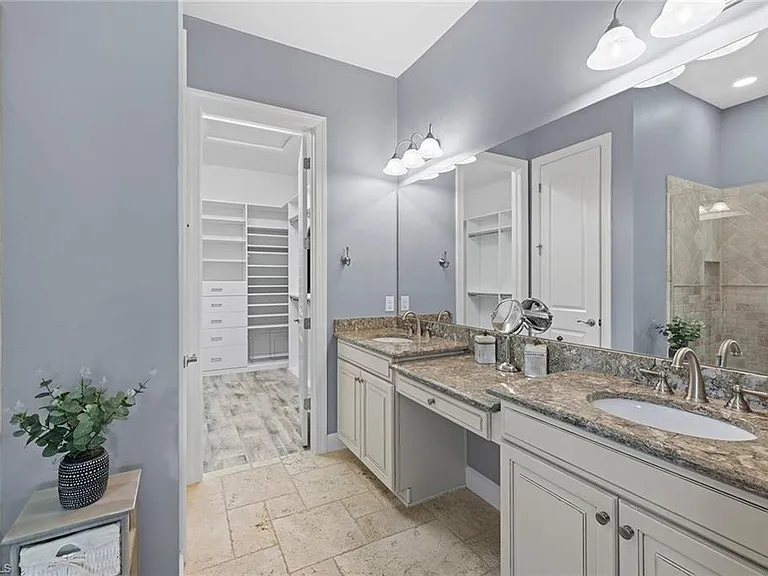 9515 Campanile Cir — Photo 17