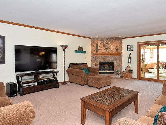 3rd image of 9311 S Oak Creek Ct
