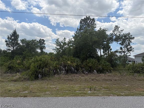 5th image of 1249 Galileo St E