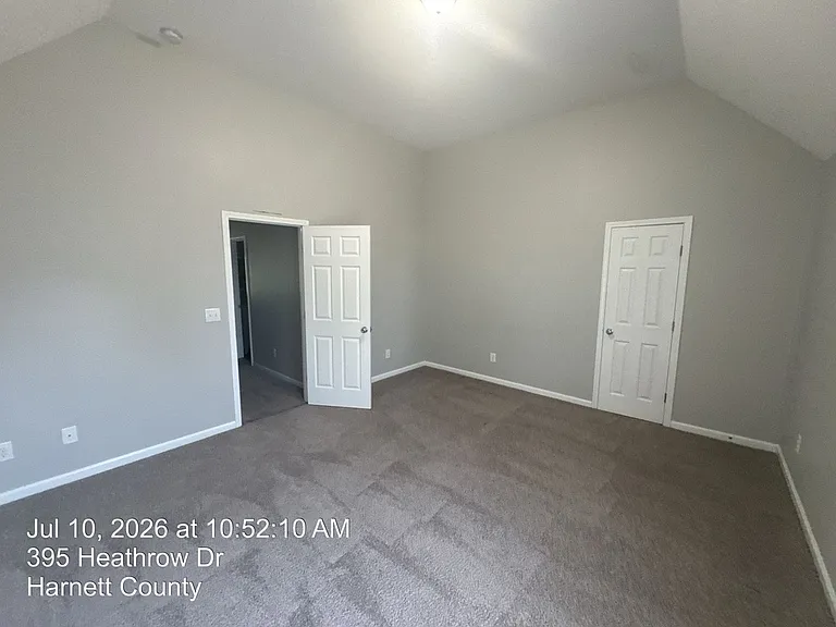 395 Heathrow Dr — Photo 26