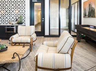 Crestview Commons Apartments, Austin, TX 78757