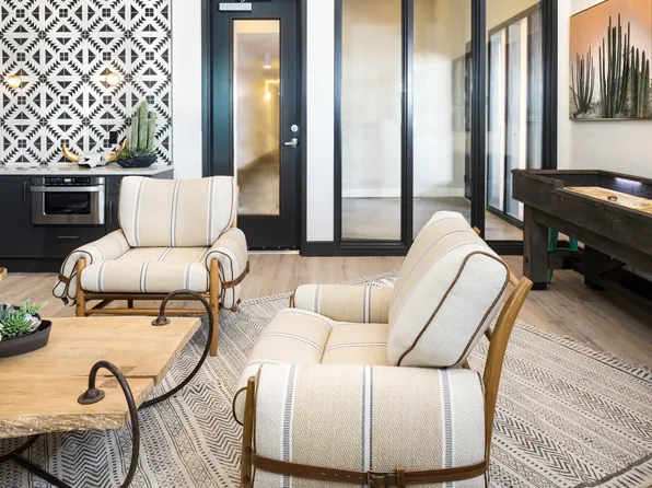 Crestview Commons Apartments