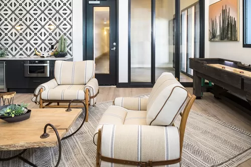 Top Floor Lounge - Crestview Commons Apartments