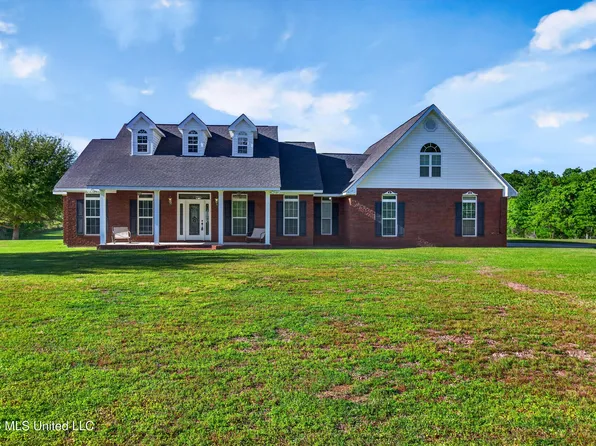 6819 Pinetop Rd, Lucedale, MS 39452