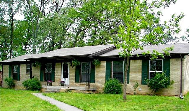 Gorgeous all brick ranch!