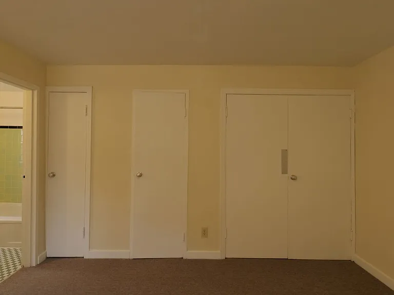 5686 Forward Ave — Photo 7
