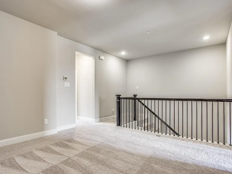 6329 Fortuna Ln — Photo 13