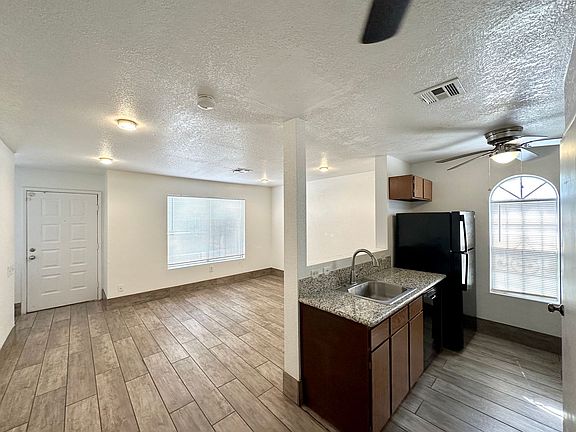 5th image of 3924 Aquamarine Way Unit 82