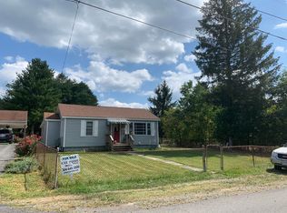 447 Pine Gap Rd, White Sulphur Springs, WV 24986