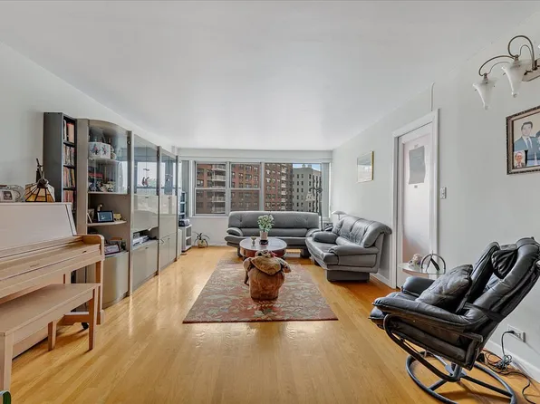 12510 Queens Blvd APT 715, Jamaica, NY 11415