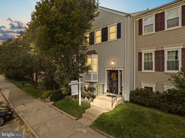 2422 Ridgehampton Ct, Reston, VA 20191