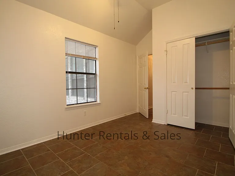 1012 Windy Hill Rd — Photo 26