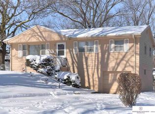 7038 Hamilton St, Omaha, NE 68132