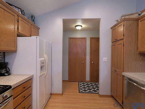 5th image of 539 Lasalle Ave NW