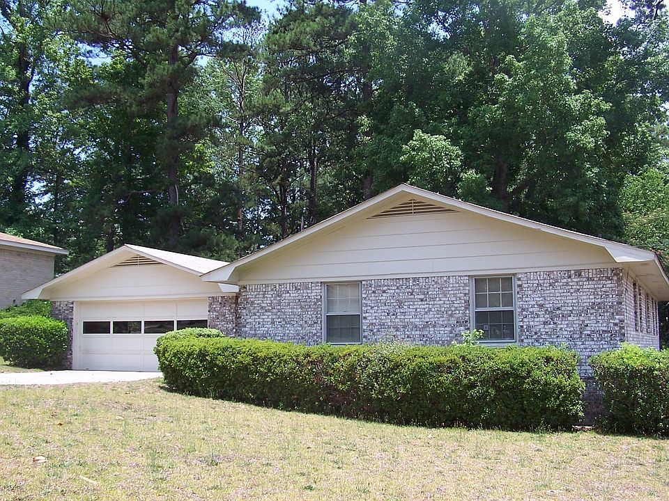 2nd image of 112 Spring Water Dr