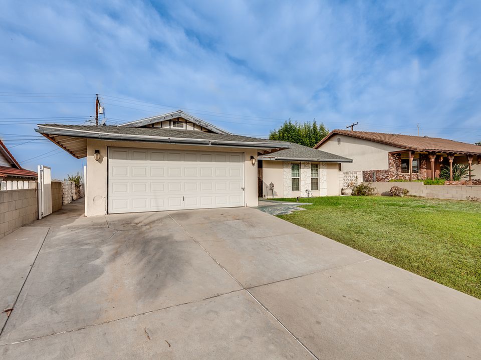 1st image of 3823 S Nearpoint Dr