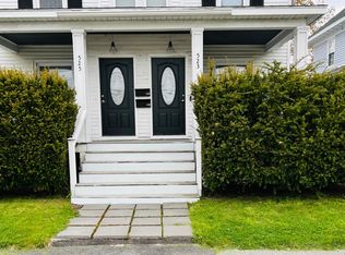 525 Brighton Ave, Portland, ME 04102