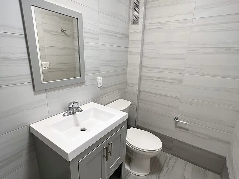 320 E 6th St #9R — Photo 6
