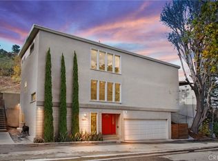 3637 Dixie Canyon Pl, Sherman Oaks, CA 91423