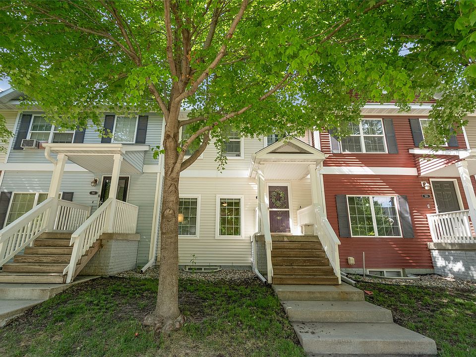 1st image of 263 SE Booth Ave