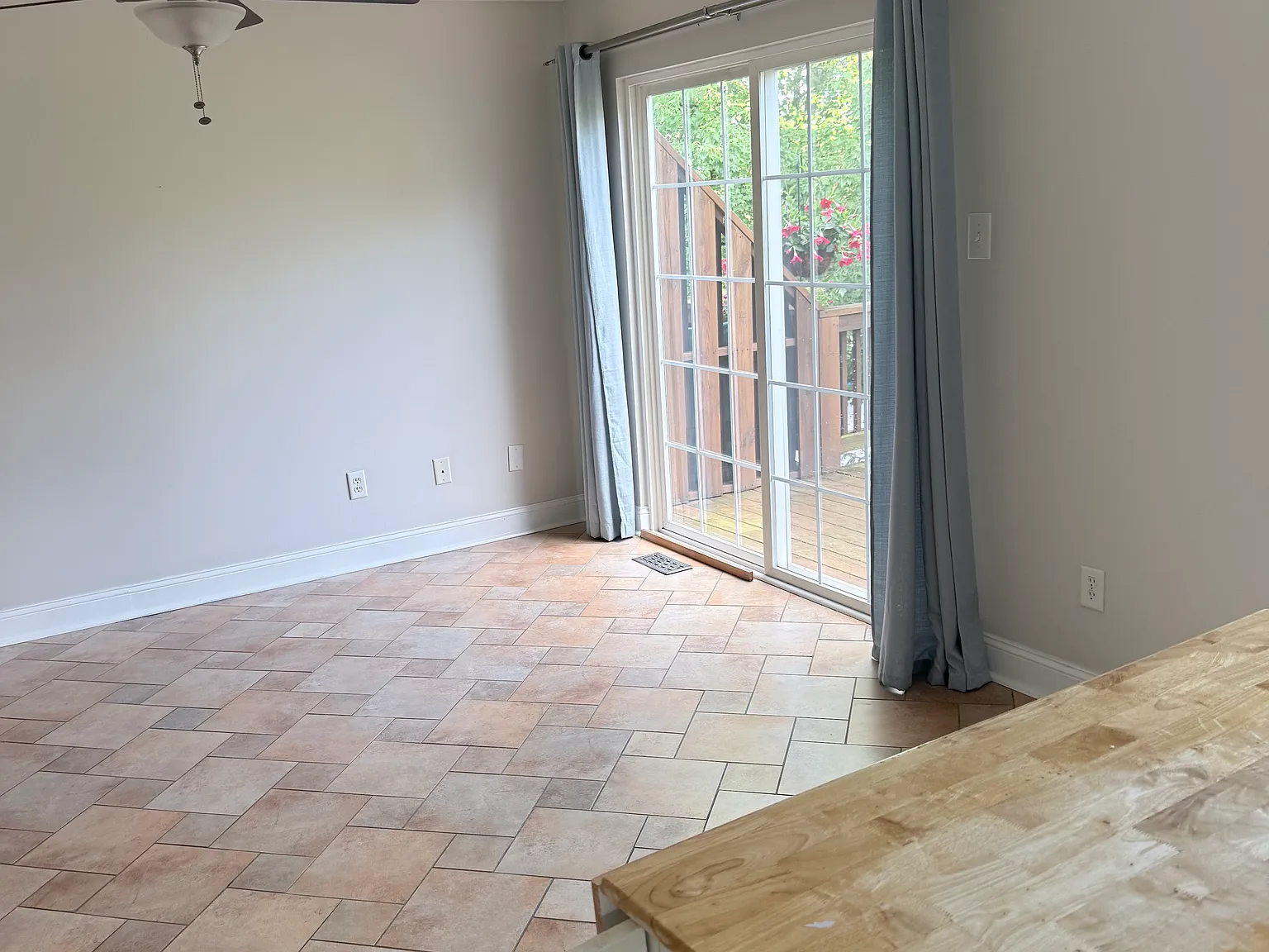 3 bed, 2.5 bath, $2,900 — Photo 4