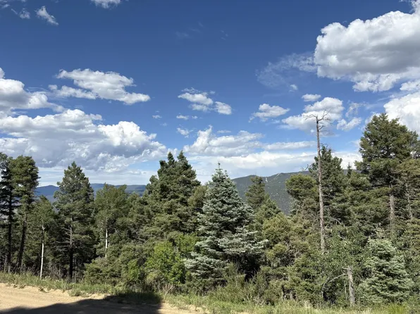 103 Zia Rd, Angel Fire, NM 87710
