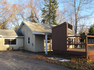 6013 Keigley St, Coloma, MI 49038