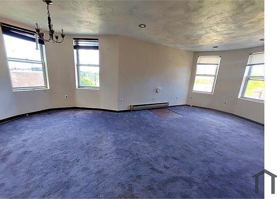 3rd image of 65 Humboldt Ave #3