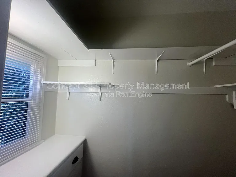 420 Orange Ave #9 — Photo 10